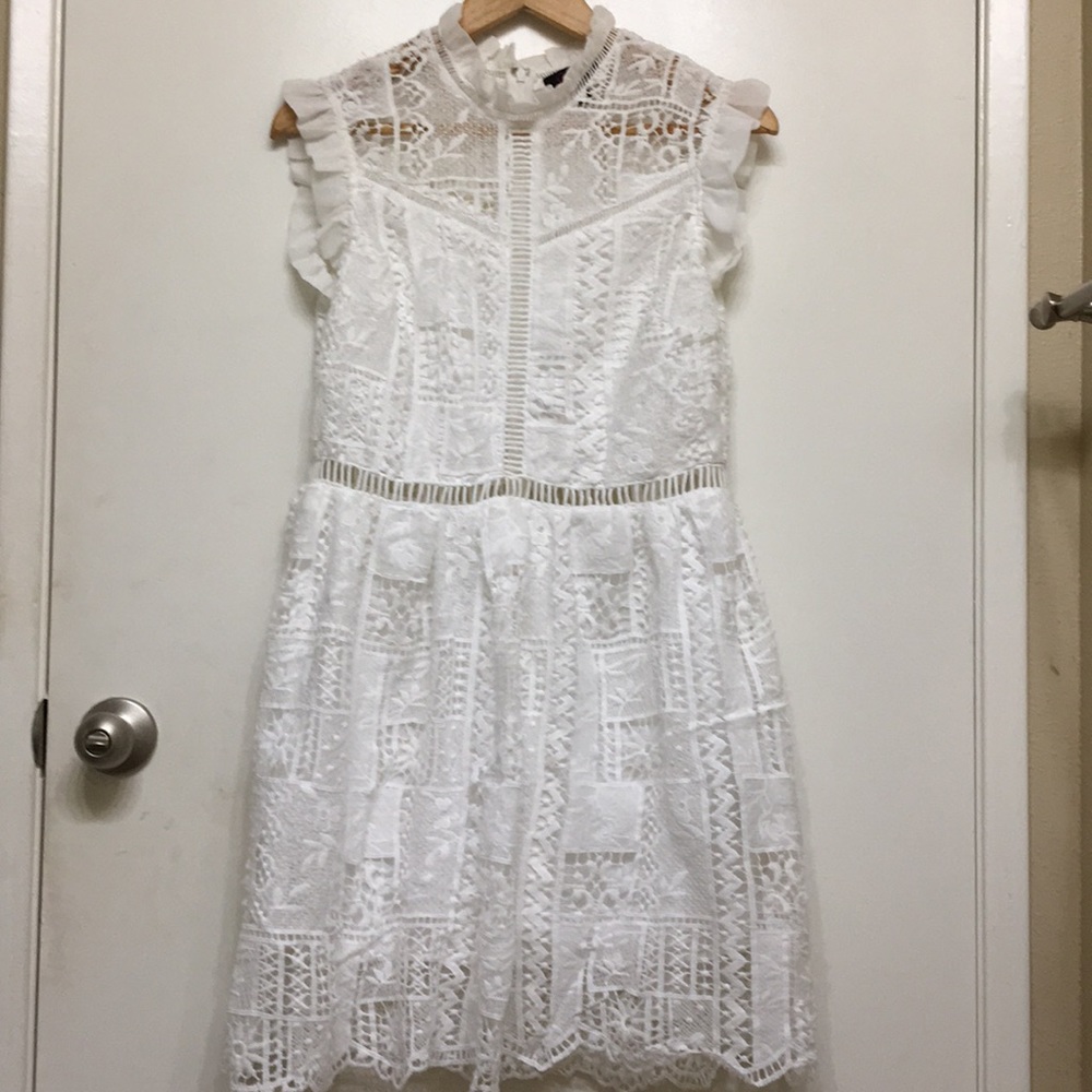 Bloomingdales White lace dress XL
